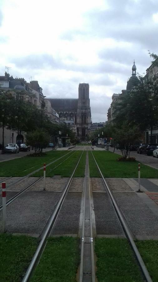Reims La Romaine Exteriör bild