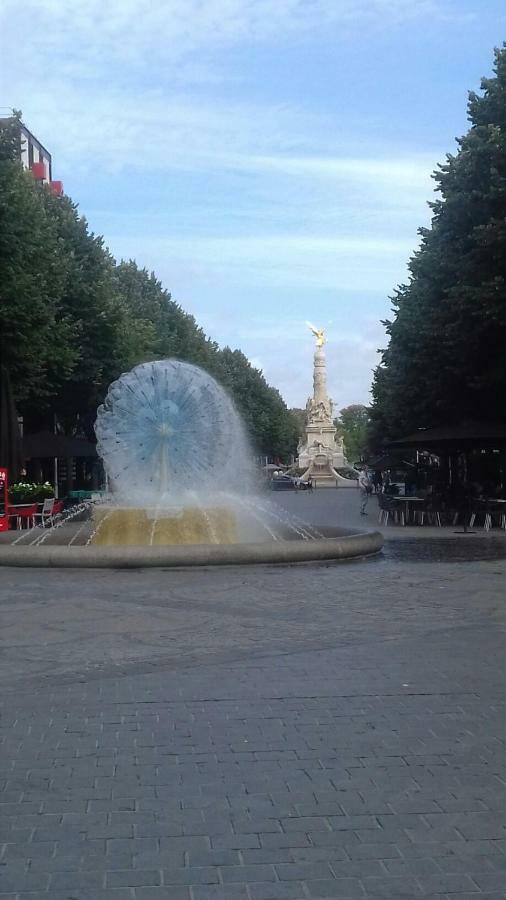 Reims La Romaine Exteriör bild