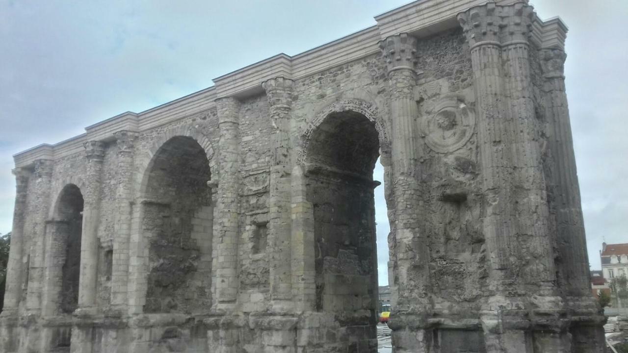 Reims La Romaine Exteriör bild