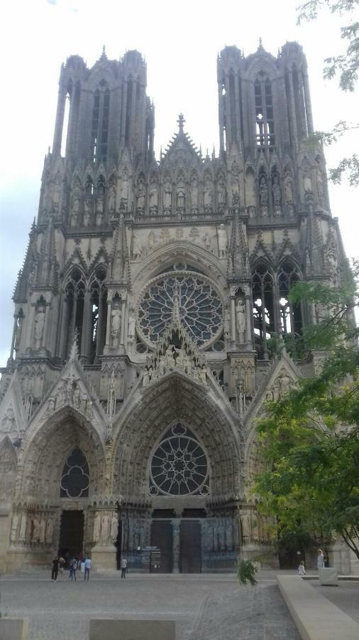 Reims La Romaine Exteriör bild